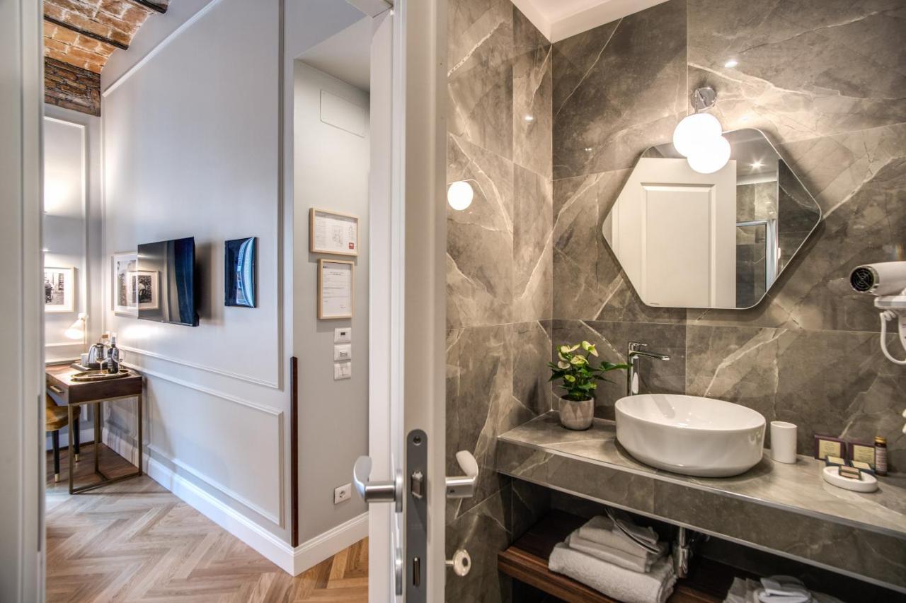 Tree Charme Augusto Luxury Suites Roma Ngoại thất bức ảnh